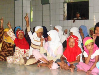 Indonesian staff uplift underprivileged kids during Muharram