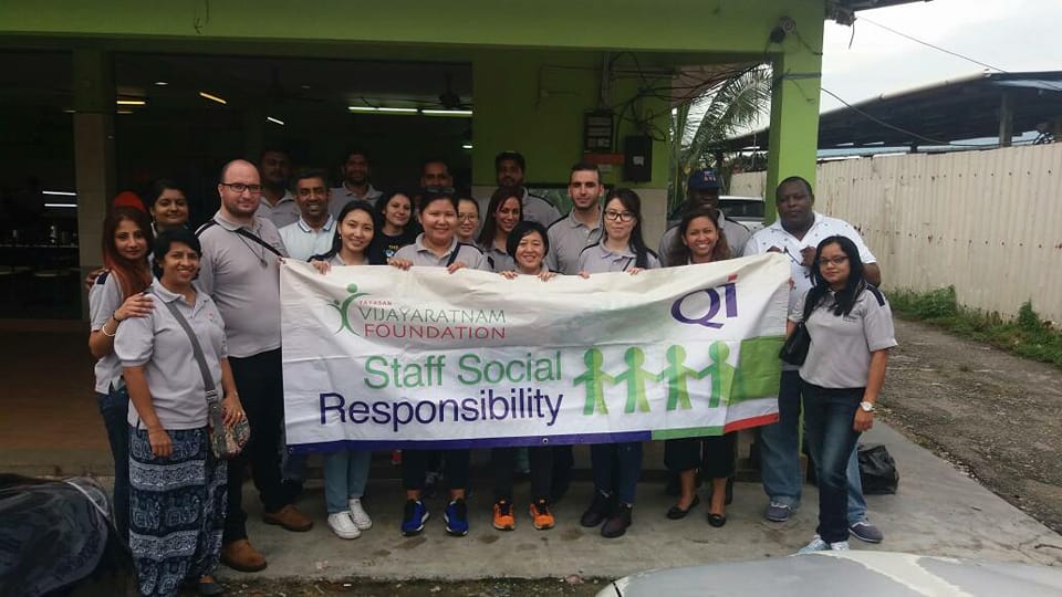 QI Malaysia and iCareBearz Reach Out to Sungai Buloh Residents