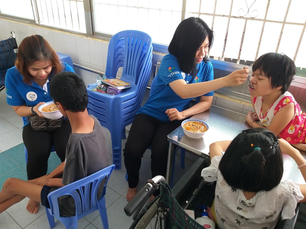 QNET Vietnam Staff Bring Smiles To Special Needs Children