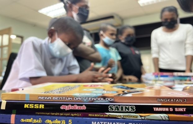 Lending Library Makes Textbooks Available to Malaysia’s Stateless Children