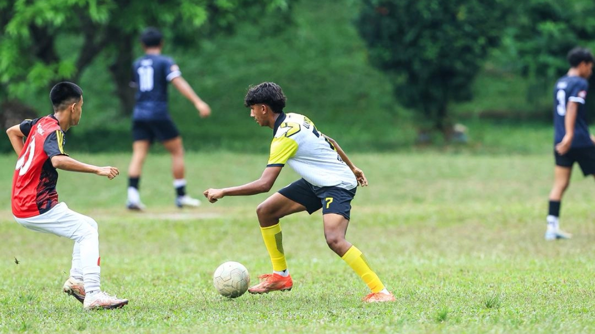 RYTHM’s ‘Gift of Life’ Pitches in for School Football Training