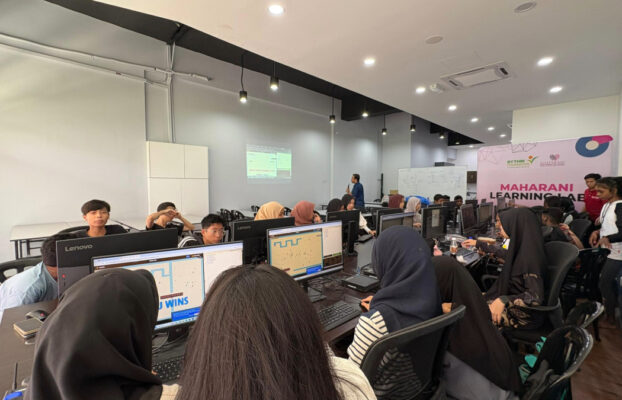 Girls in STEM: MLL Learners Build Confidence Through Code